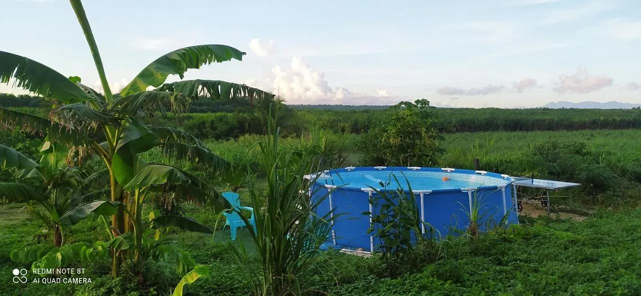 Kaz A Klemence Gite Creole Avec Piscine Et Table Dhotes A Anse Bertrand 0*, Anse-Bertrand